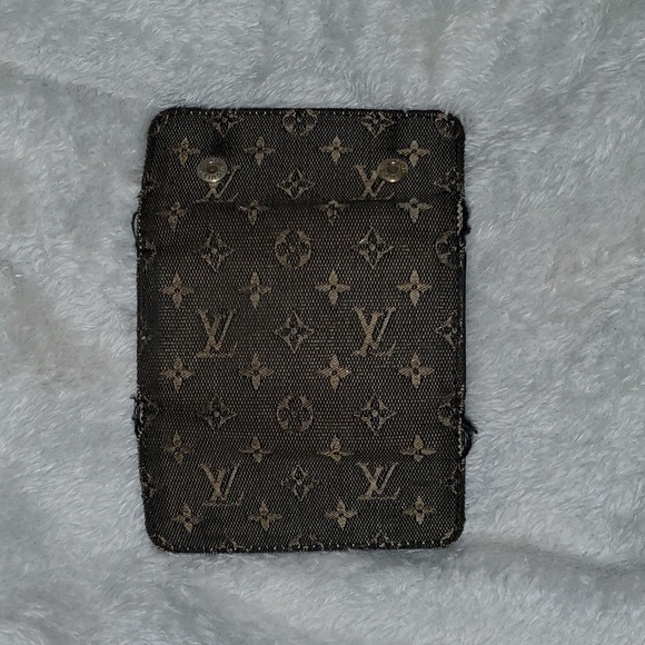 Louis Vuitton Denim Monogram Key Card Holder *HTF* - Picture 13 of 13